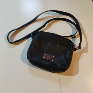 Relic crossbody bag